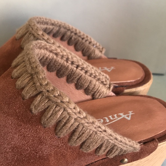 NWT Antelope Hedy brown suede leather slip on clogs Size 38/7 boho gypsy hippie - Picture 4 of 13